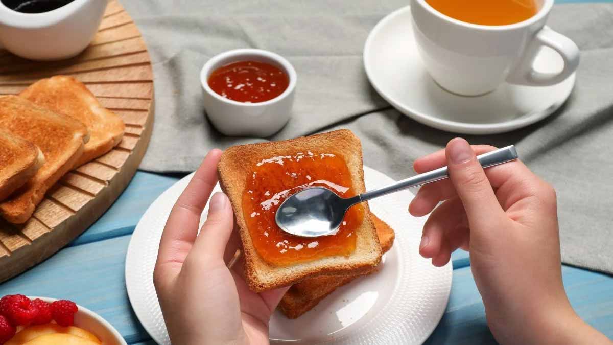 tartine de confiture