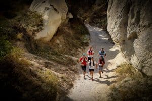 Comparatif meilleures chaussures de trail 2026 sur sentier rocheux