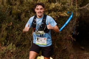 Coureurs sur sentier du Trail des Glaisins 2026 à Annecy